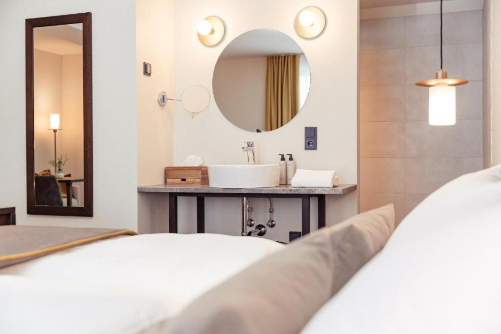 Boutique Hotel das TSCHOFEN Appartements Bludenz Extérieur photo